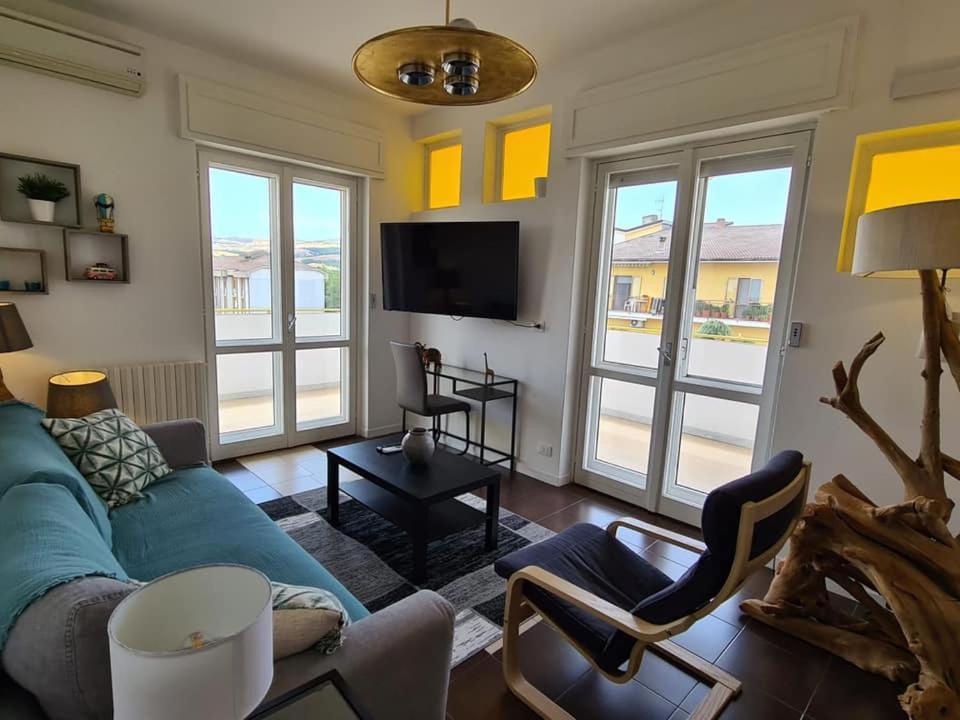 Le Dimore Del Gufo B&B And Apartments Suite Venosa Kültér fotó