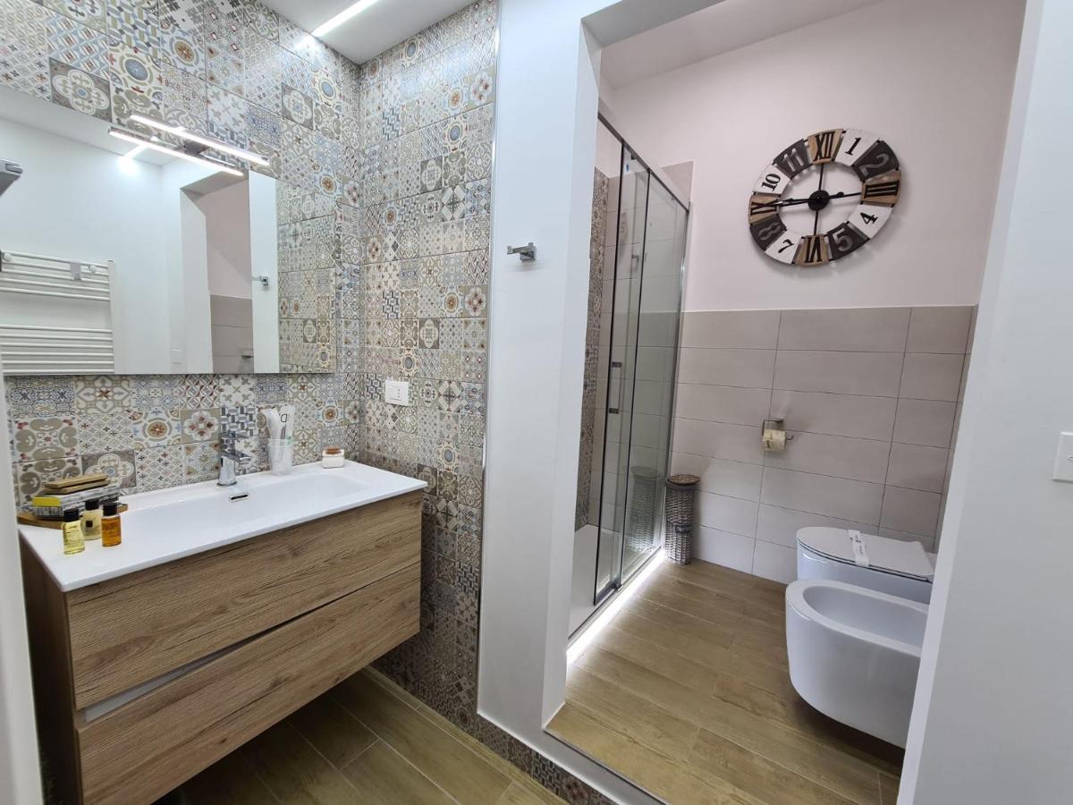 Le Dimore Del Gufo B&B And Apartments Suite Venosa Kültér fotó
